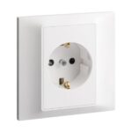 Legrand Belanko S - 1 gang german standard socket outlet with shutter - 16A - - Image 2