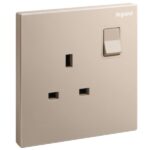 Legrand Galion - 1 gang British Standard switched single pole socket outlet with power indicator - 13A - - Image 2