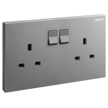 Galion - 2 gangs British Standard switched single pole socket outlet - 13A  -