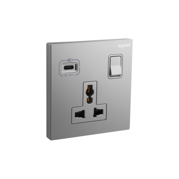 Legrand Galion Universal Switched Socket + Usb Type C