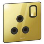 Legrand Synergy Sleek - 1 gang switched single pole socket outlet 15A -