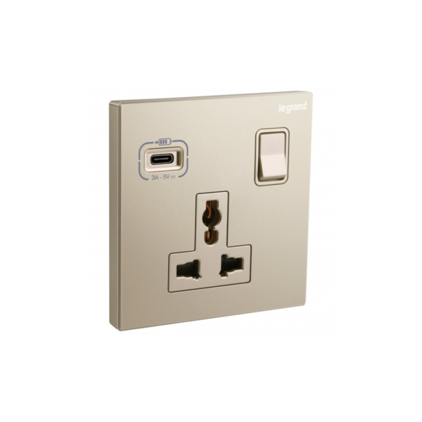 Legrand Galion Universal Switched Socket + Usb Type C
