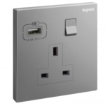 Legrand Galion 13A Single Switched Socket + Usb Type A - Image 2
